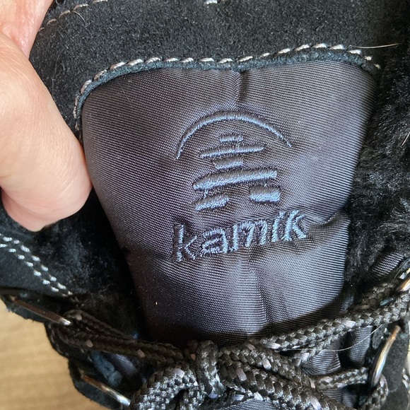 Kamik Snowvalley waterproof thinsulate snow boots in size 8.5 worn once indoors - Picture 6 of 6